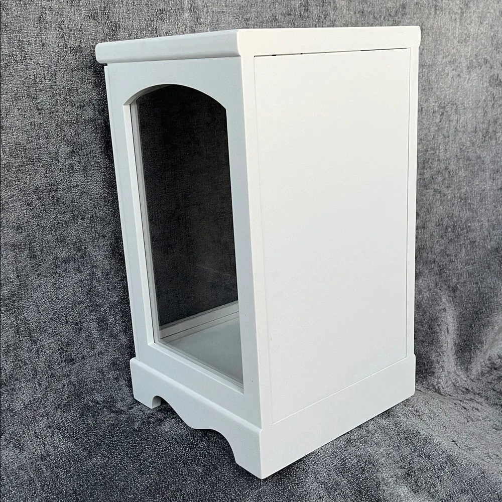 White Wooden Display Case with Mirrored Back - Picture 15 of 15